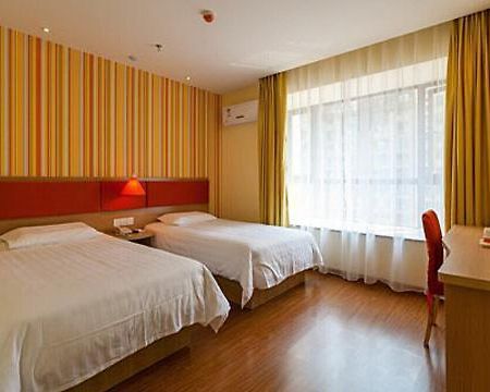 Home Inn Hangzhou Xiasha Wenyuan Road Mass Media College Exterior foto